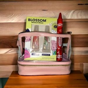 Travel set